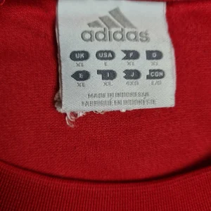 Vintage Adidas Shirt Spellout Bestickt Rot L 9