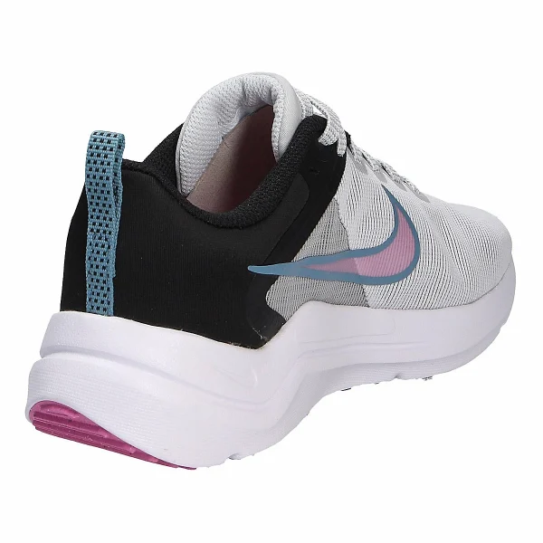 Nike Damen Sportiver Schnürschuh/Sneaker Sneakers Low-grau 5