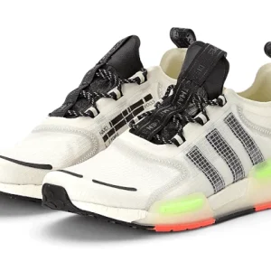ADIDAS NMD V3 Crystal White 7