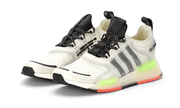 ADIDAS NMD V3 Crystal White 3