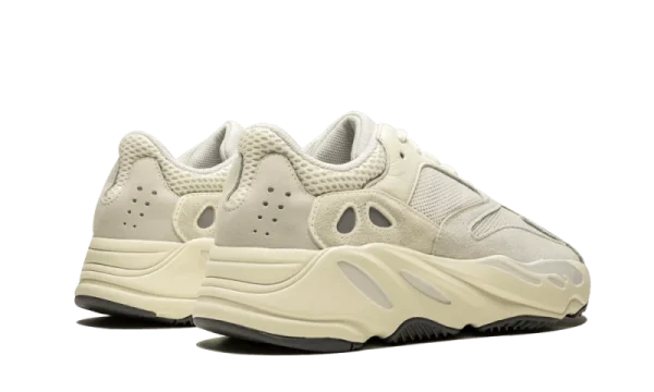 ADIDAS Yeezy 700 Analog 4