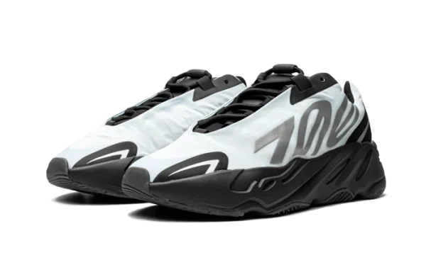 ADIDAS Yeezy 700 MNVN Blue Tint 3
