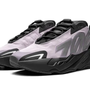 ADIDAS Yeezy 700 MNVN Geode 7