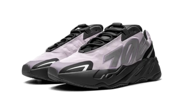 ADIDAS Yeezy 700 MNVN Geode 3