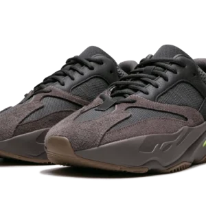 ADIDAS Yeezy 700 Mauve 8