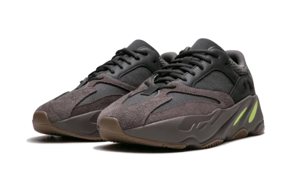 ADIDAS Yeezy 700 Mauve 3