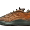 ADIDAS Yeezy 700 V3 Copper Fade 14